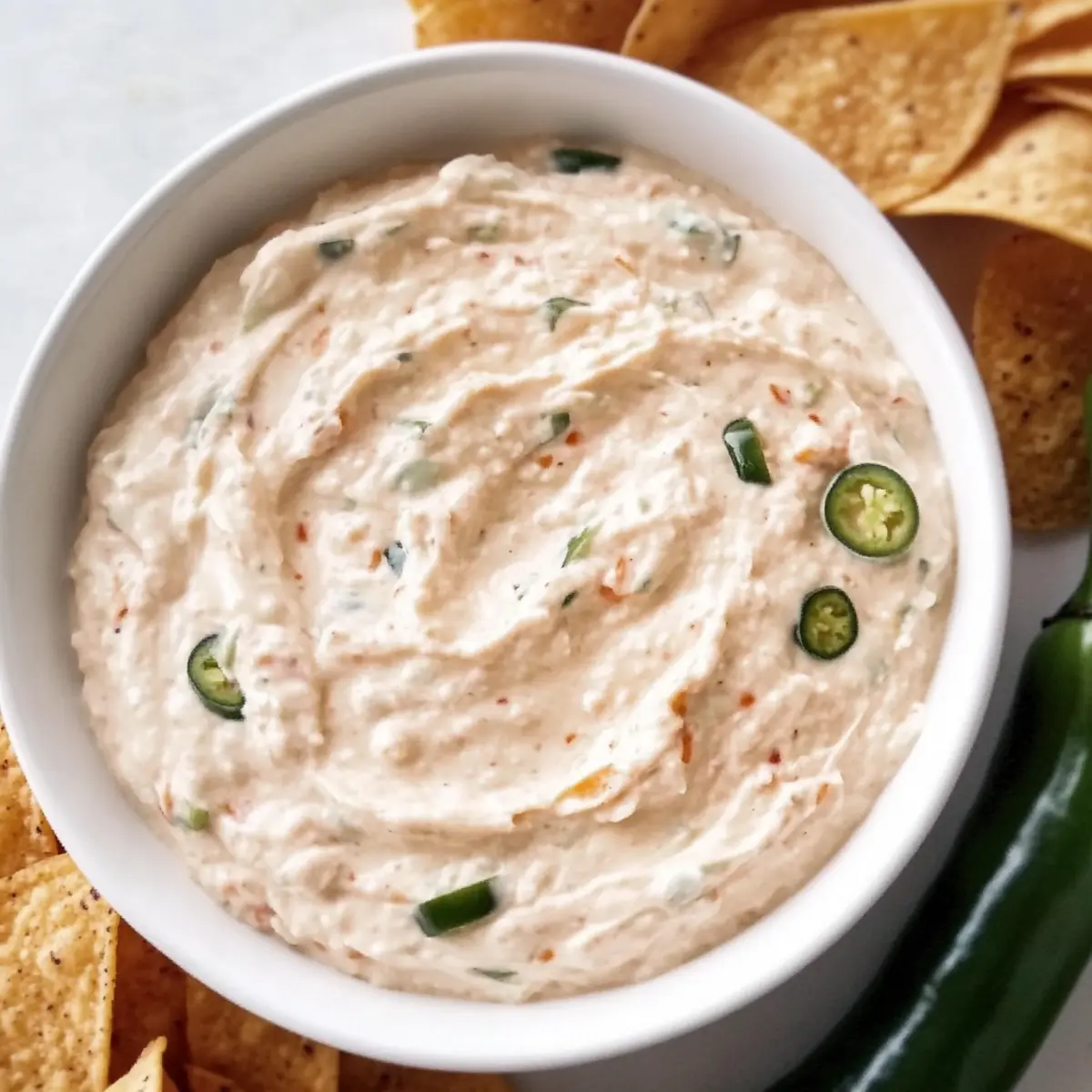 Tasty Jalapeño Salsa Cream Cheese Dip for Flavor Lovers 2 837725ed b919 4467 a744 8af7ec88ca1cbl f8bggc