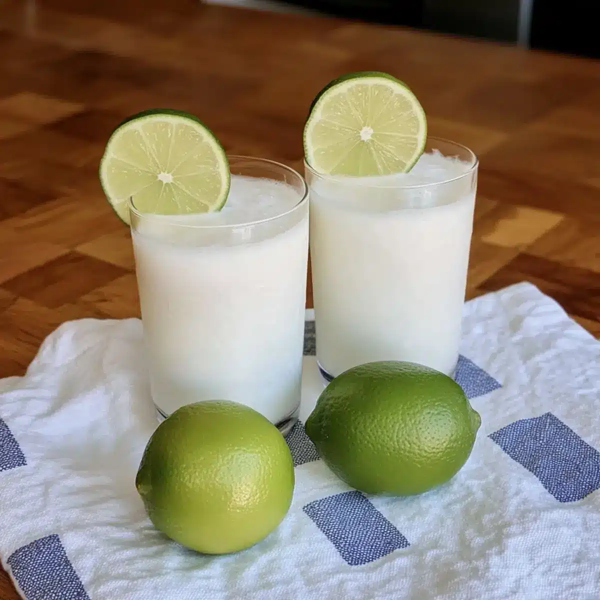 Colombian Lime Coconut Bliss in a Refreshing 3-Ingredient Drink 3 d533e551 12ca 434d 89ae b7b252bf77eebr t6zuju
